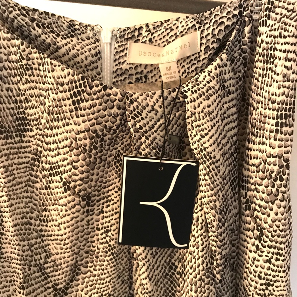 Dance & Marvel Two Layer Skirt - Picture 4 of 5